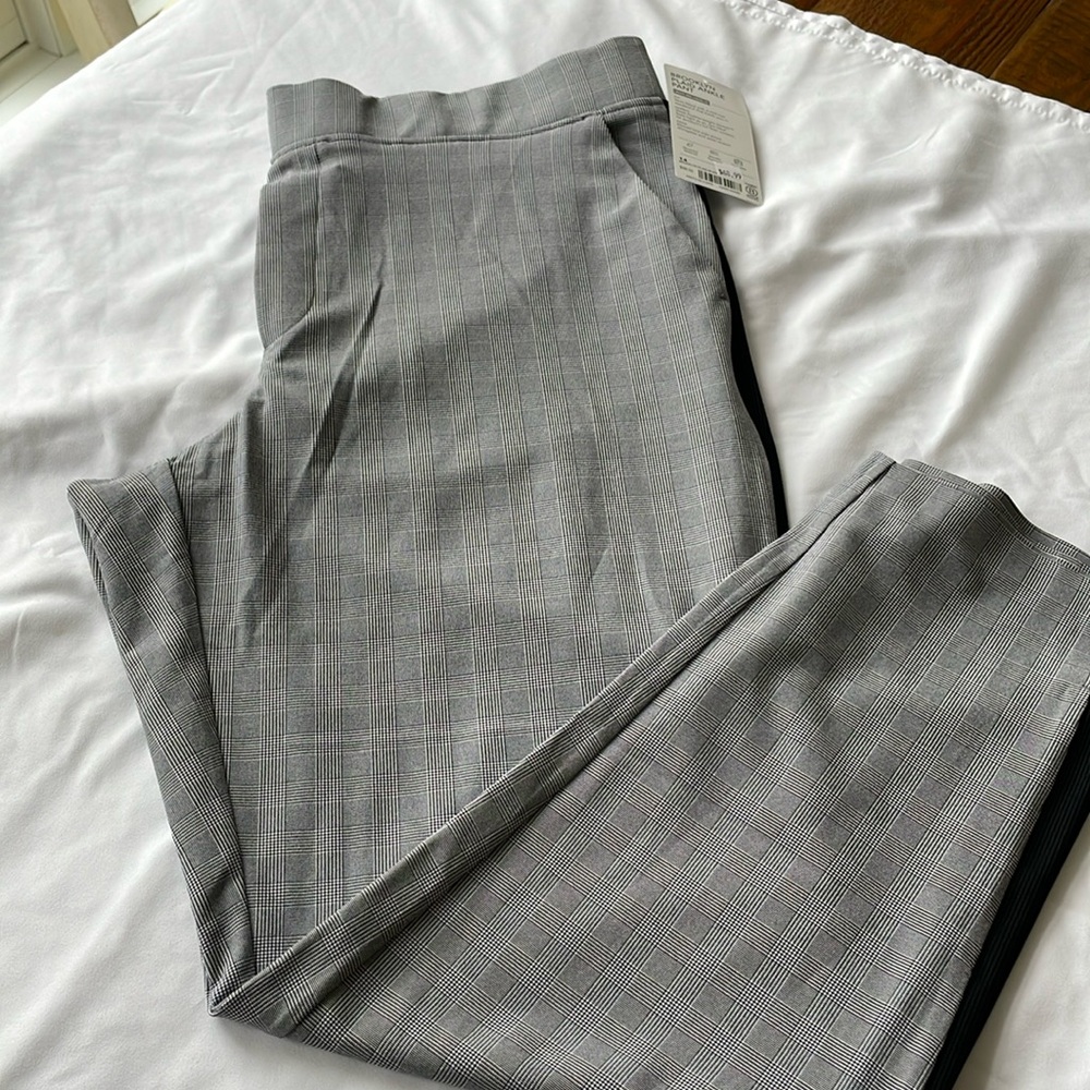 Women’s Athleta Brooklyn Plaid Ankle Pant NWT!